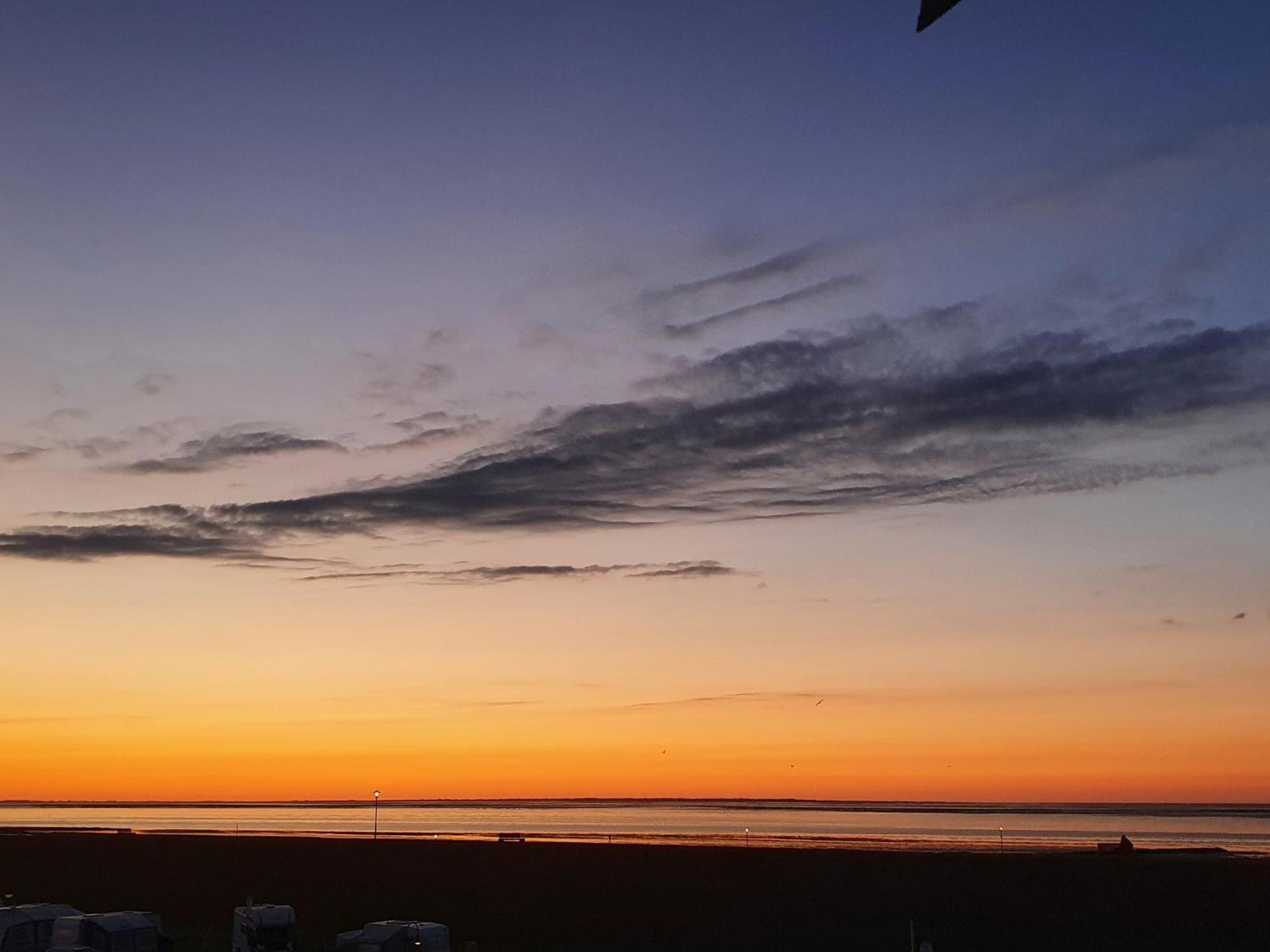 Meerzeit Strandhotel Neuharlingersiel Kültér fotó